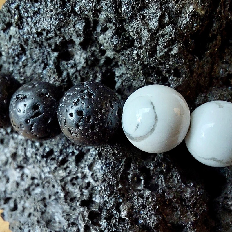 Howlite - Pierre de lave2