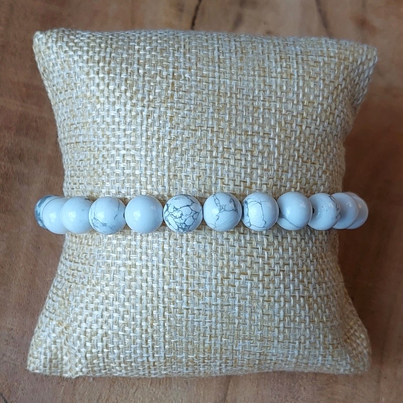 Howlite1