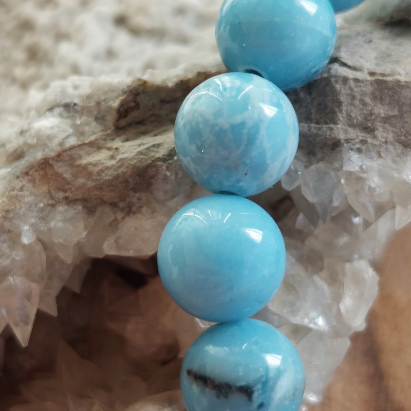 Larimar - pierre de lave2