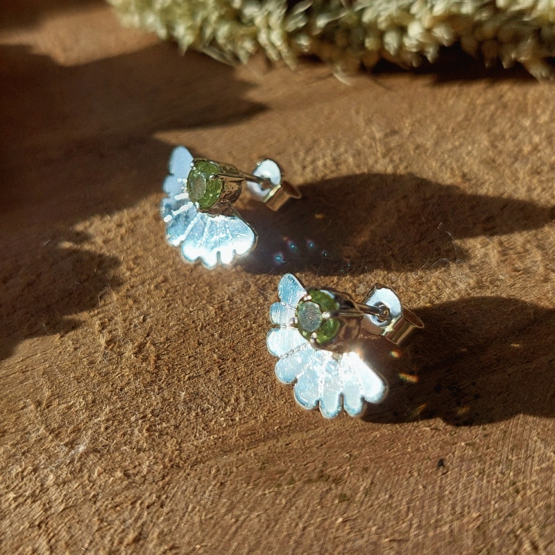 Boucles d'oreilles Gingko Péridot 3
