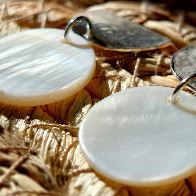 Boucles d'oreilles demi-une et nacre 6